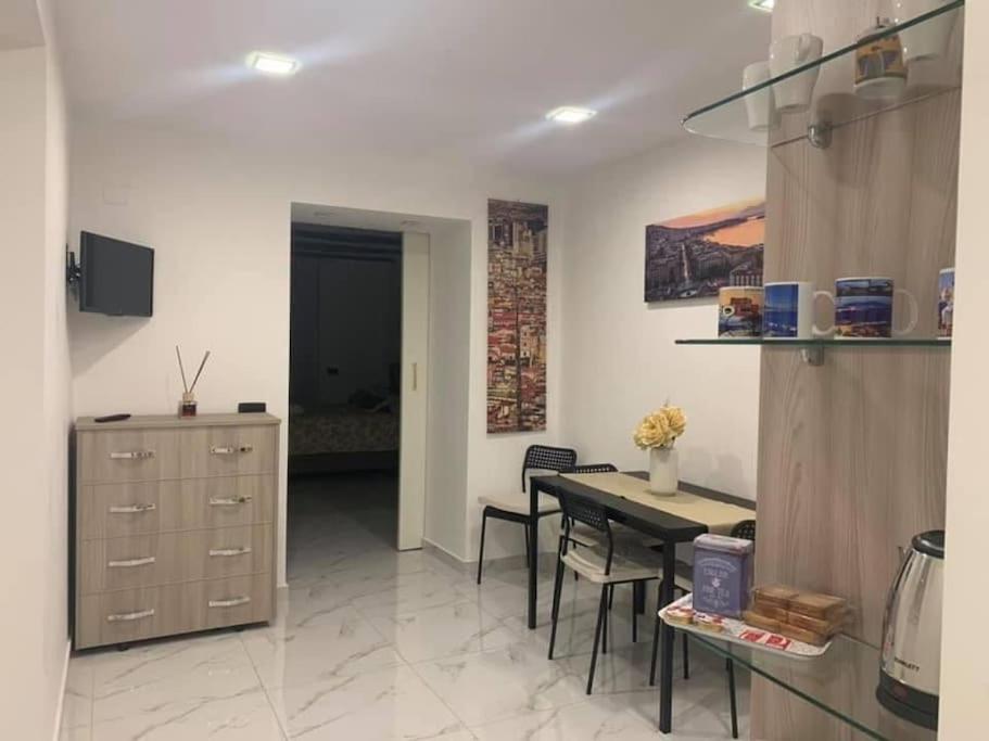 La Casa Di Patta A Spaccanapoli Esterno foto